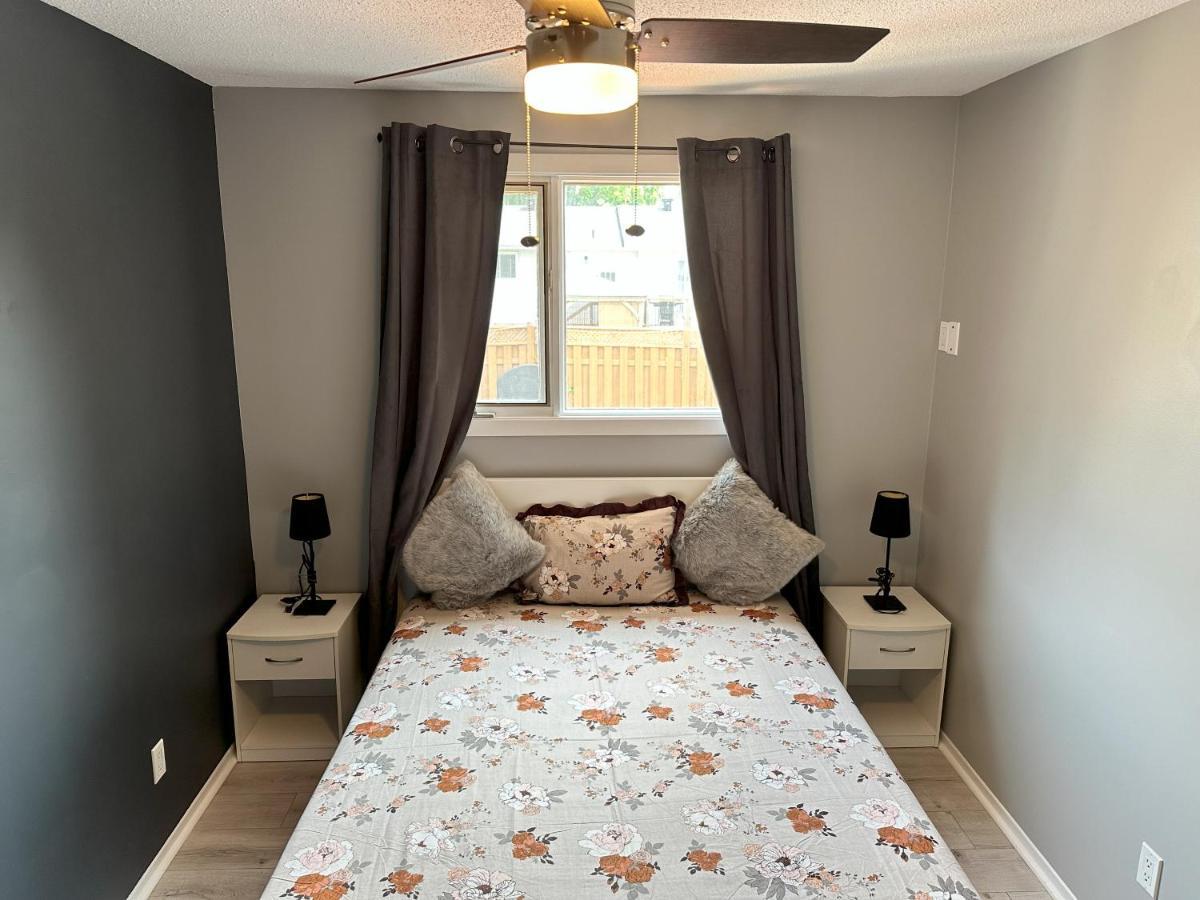 Castlerooms Homestay Оттава Екстер'єр фото