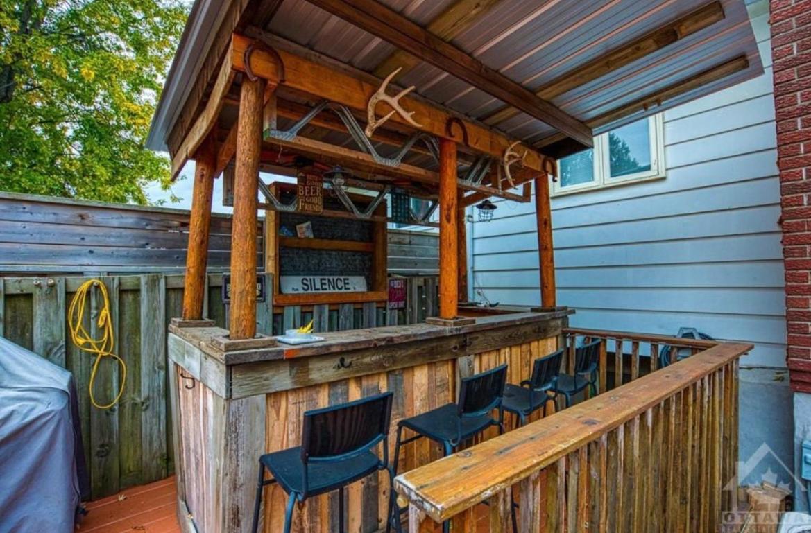 Castlerooms Homestay Оттава Екстер'єр фото